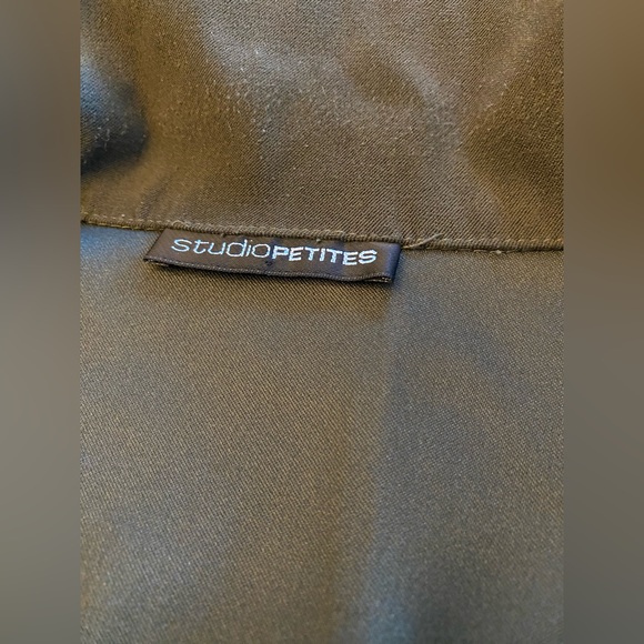 Faux Suede Blouse with Nice Detail - Picture 5 of 6